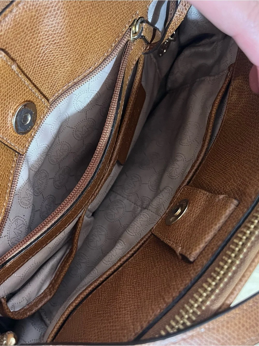 MICHAEL KORS REESE LUGGAGE BROWN SAFFIANO LEATHER,MD SATCHEL,CROSSBODY,BAG